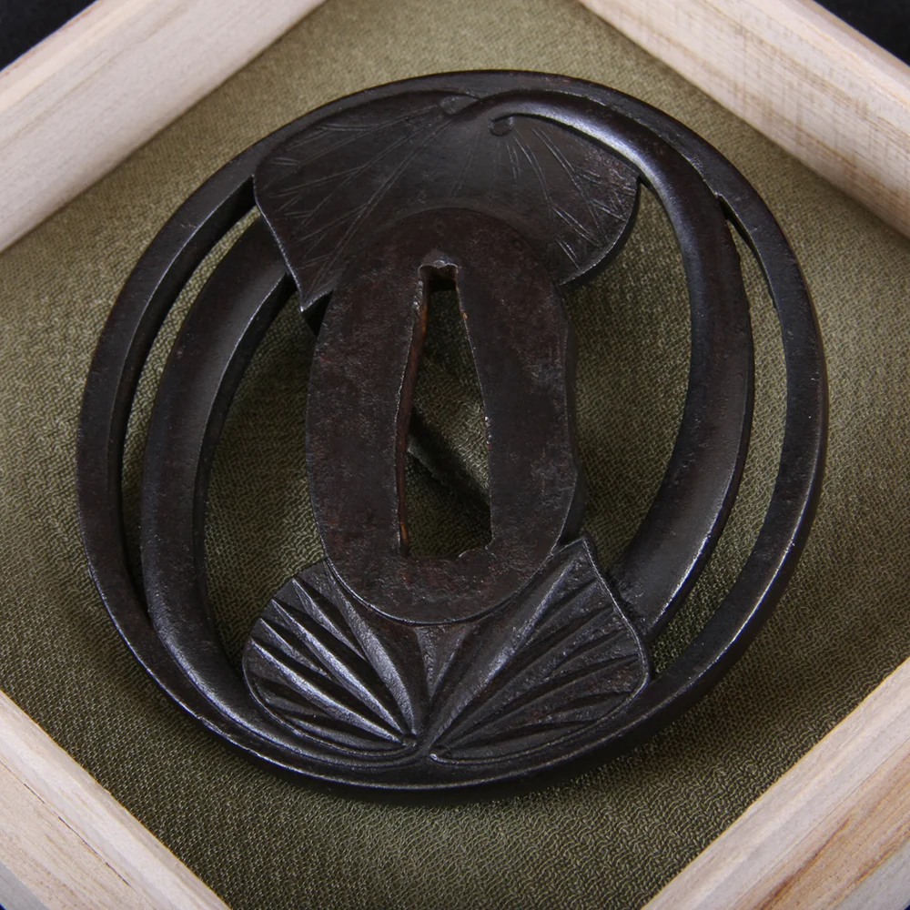 Antique Tsuba - Leaf Crest - Image 4