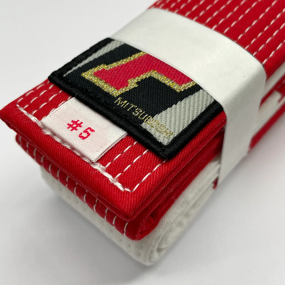 Mitsuboshi J135 Red & White Belt - Image 3