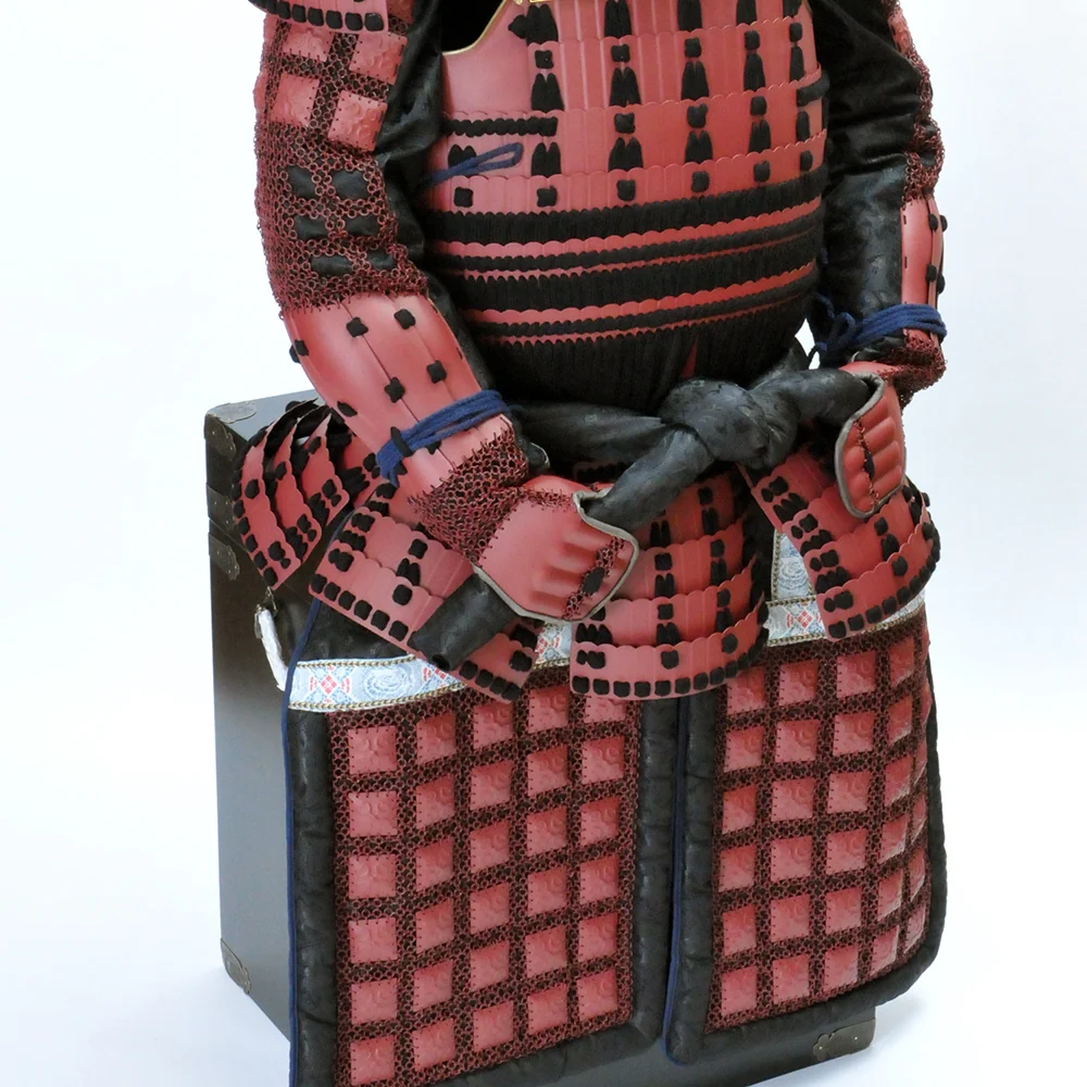 Premium Mitsu-kuwagata Maedate 16-ken Suji Kabuto Iyozane Nimaido Gusoku Yoroi - Image 15